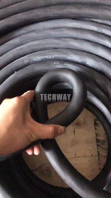 Giá tốt Kháng mòn 750V Cầm dây cáp điện cao su cách ly trực tuyến