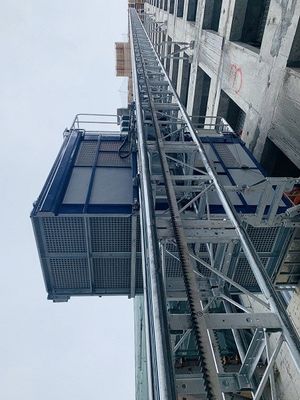 Xưởng xây dựng 500m 46m/min Người và vật liệu nâng với điều hòa không khí