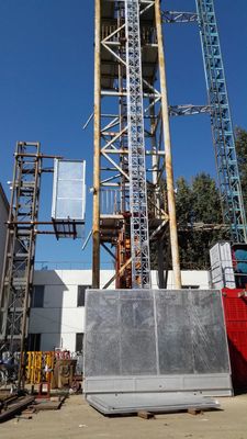 30m/min Xây dựng vật liệu nâng 1600kg Xây dựng nâng thang máy