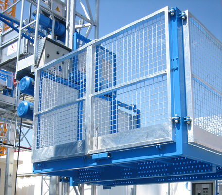 5Ton Xưởng xây dựng Hoist màu sắc vật liệu tùy chỉnh và hành khách nâng với lồng mở trên cùng, kích thước có thể được tùy chỉnh