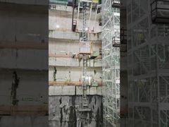 Cần cẩu xây dựng từ trên xuống cho các dự án đường hầm ở Singapore